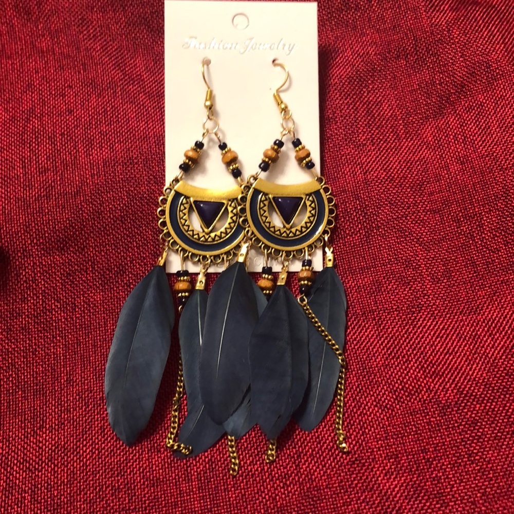 💍3 for $25💍Dark navy feather boho earrings